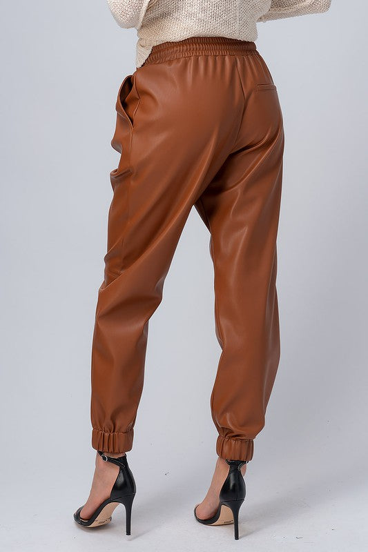 VEGAN FAUX LEATHER PANT Camel