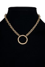 HAMMERED METAL RING CHAIN NECKLACE
